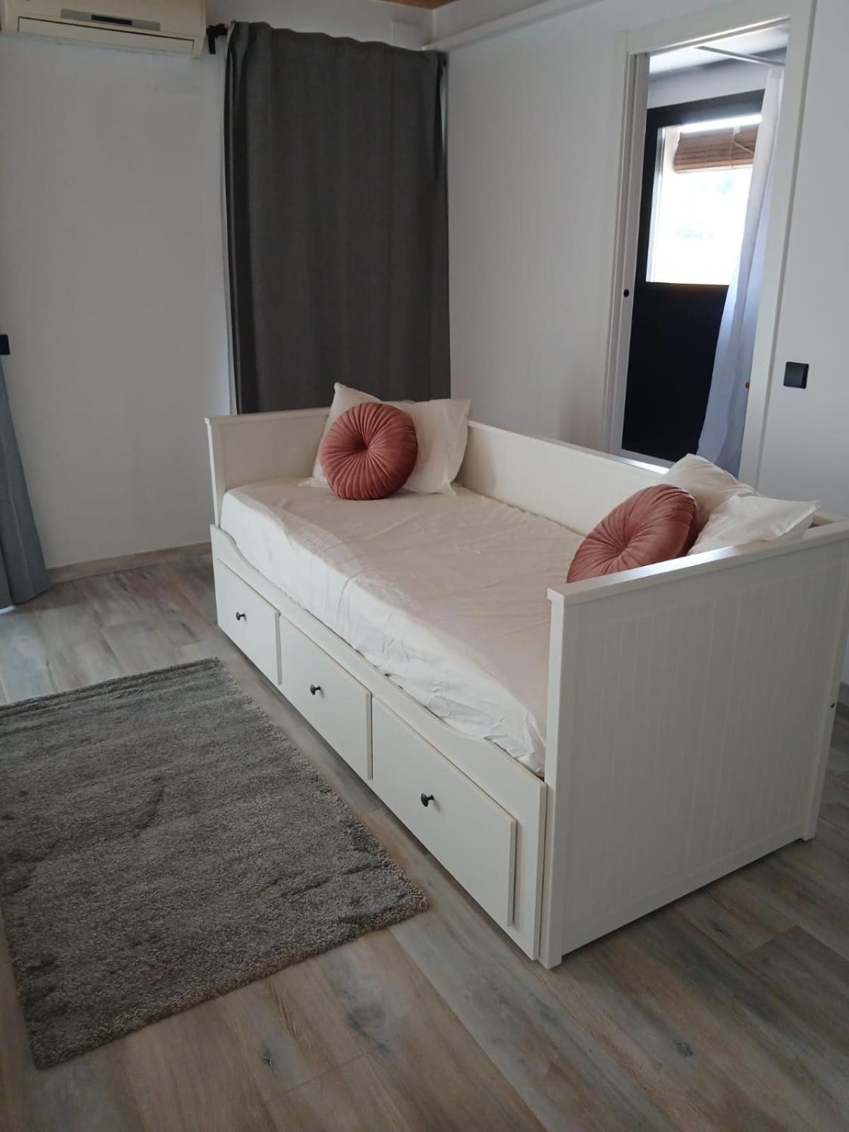 Bibrabe Home ซานต์เฟลิอูเดกีโซลส์ ภายนอก รูปภาพ